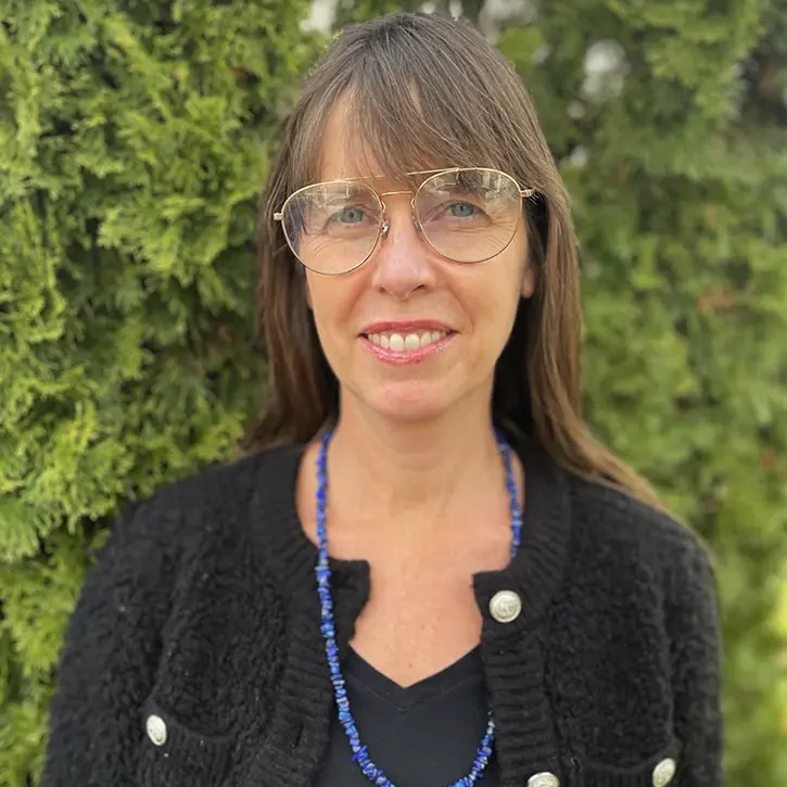 joyful-journey-staff-angie-shamo-headshot-2024-west-lafayette-indiana-updated